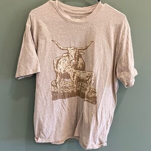 Ariat Men's Beige Bull Graphic Tee
